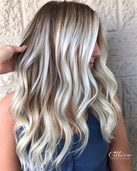 summer blonde balayage|oligo extra blonde balayage.